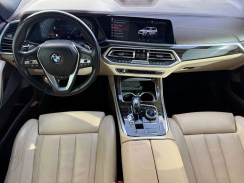 Used 2019 BMW X5 xDrive50i w/ Executive Package image 23