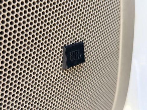 Used 2011 Toyota Prius Three image 16