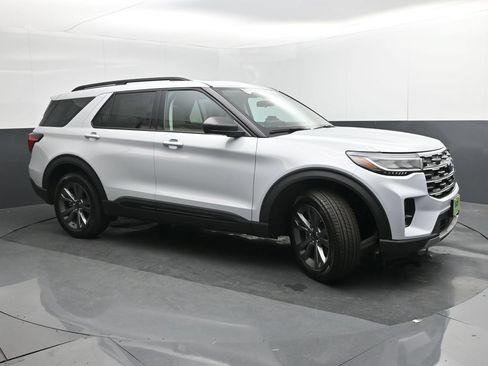 New 2026 Ford Explorer Active w/ Active Comfort Package AWD/4WD image 33