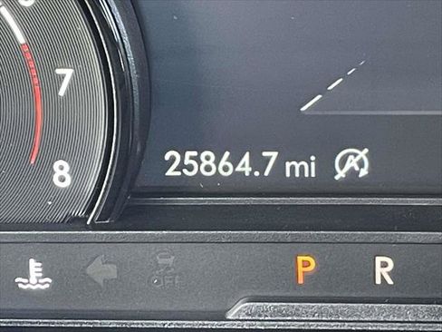 Used 2022 Lincoln Corsair Standard w/ Equipment Group 101A image 26