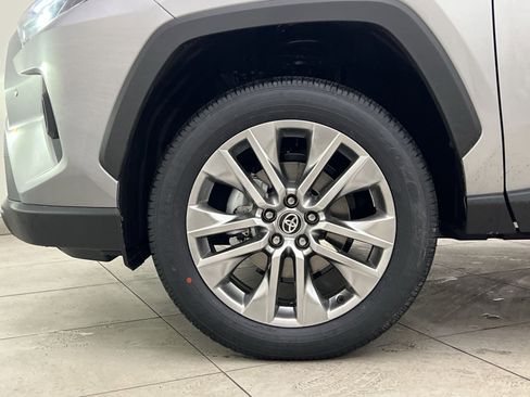 New 2025 Toyota RAV4 XLE Premium image 5