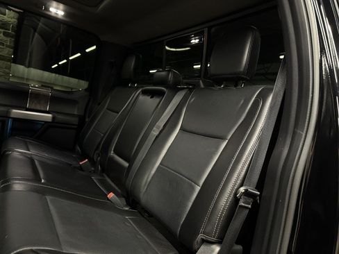 Used 2018 Ford F250 Lariat w/ Lariat Ultimate Package AWD/4WD image 26
