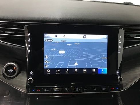 Used 2024 Jeep Wagoneer L Series II w/ Flexible Seating Group image 13