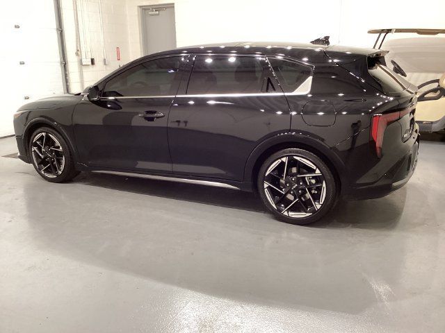 Used 2026 Kia K4 GT-Line w/ GT-Line Premium Package FWD image 4