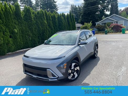 Used 2024 Hyundai Kona Limited FWD image 2