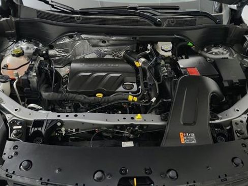 Used 2025 Chevrolet Trax RS w/ Driver Confidence Package image 25