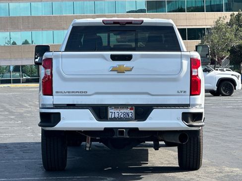 Used 2022 Chevrolet Silverado 3500 LTZ w/ Z71 Chrome Sport Edition AWD/4WD image 5