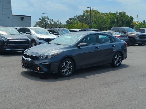 Used 2021 Kia Forte LXS FWD image 2