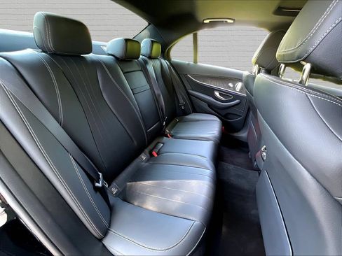 Used 2023 Mercedes-Benz E 350 4MATIC Sedan w/ Premium Package image 20