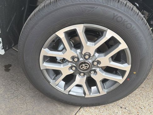 New 2026 Toyota Tundra 1794 Edition AWD/4WD image 8
