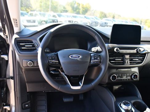 Used 2026 Ford Escape Active w/ Cold Weather Package AWD/4WD image 12