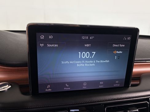 Used 2020 Lincoln Aviator Grand Touring w/ Elements Package Plus AWD/4WD image 22