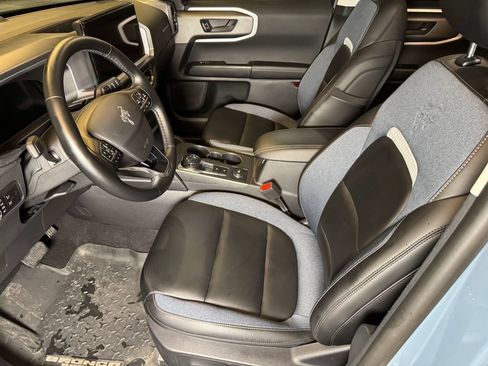 Used 2025 Ford Bronco Sport Outer Banks AWD/4WD image 20