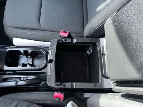 Used 2018 Jeep Wrangler Unlimited Sport S image 28