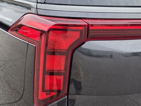 New 2026 Kia Carnival SX image 11