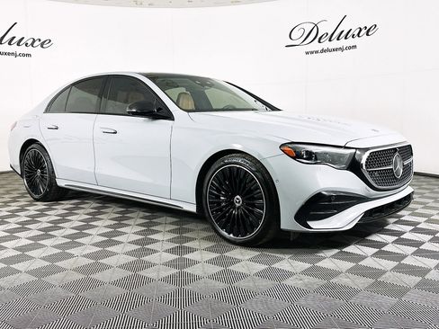 Used 2025 Mercedes-Benz E 450 4MATIC Sedan w/ Airmatic Package image 1