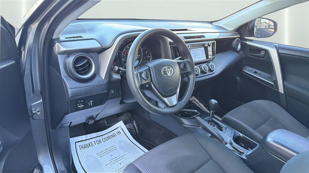 Used 2016 Toyota RAV4 LE AWD/4WD image 17