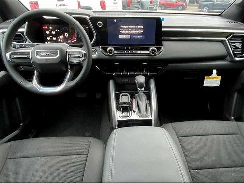 New 2026 GMC Canyon Elevation image 5