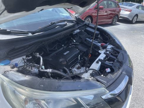 Used 2016 Honda CR-V LX image 29