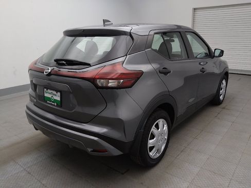 Used 2021 Nissan Kicks S FWD image 9