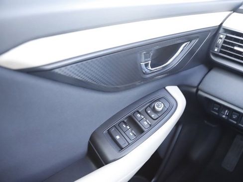 Certified 2025 Subaru Outback Premium w/ Popular Package #1A image 24