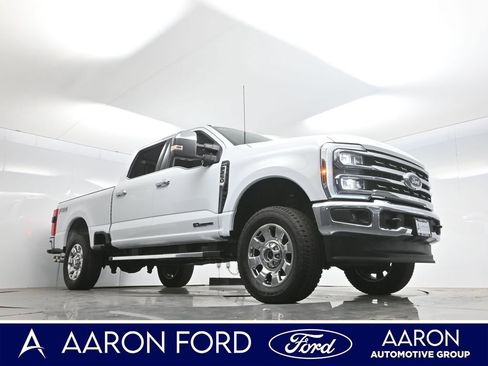 Used 2025 Ford F250 Lariat w/ Chrome Package AWD/4WD image 3