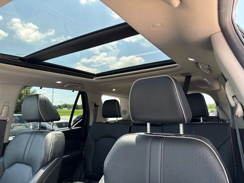 Used 2024 Honda Pilot Elite image 13