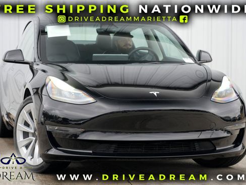 Used 2023 Tesla Model 3 Standard Range image 2