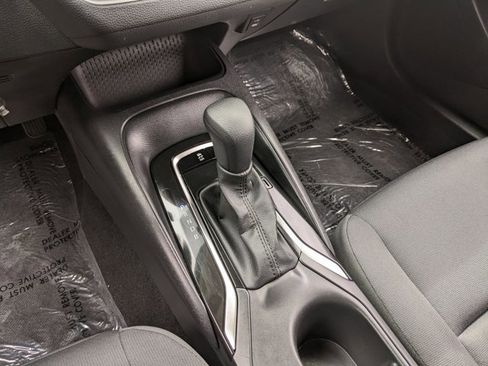 Used 2023 Toyota Corolla LE image 12