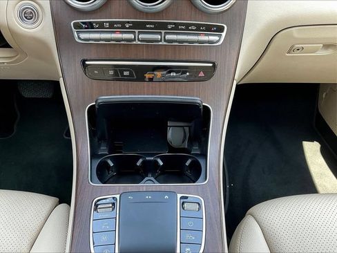 Certified 2022 Mercedes-Benz GLC 300 4MATIC image 17