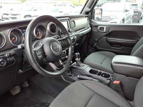 Used 2018 Jeep Wrangler Unlimited Sport AWD/4WD image 17