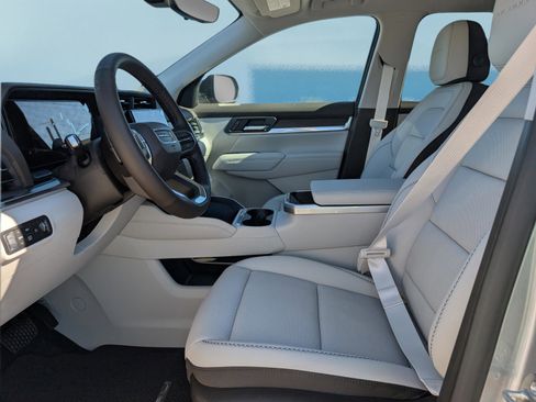 New 2026 GMC Terrain Denali image 17