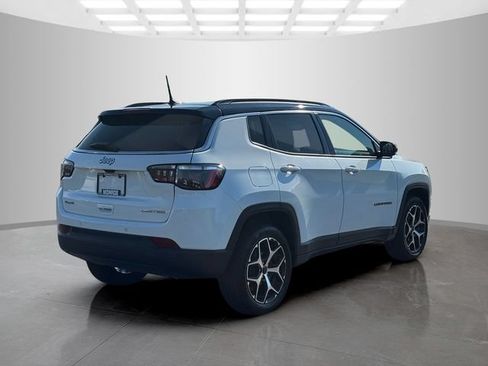 Certified 2025 Jeep Compass Limited AWD/4WD image 7