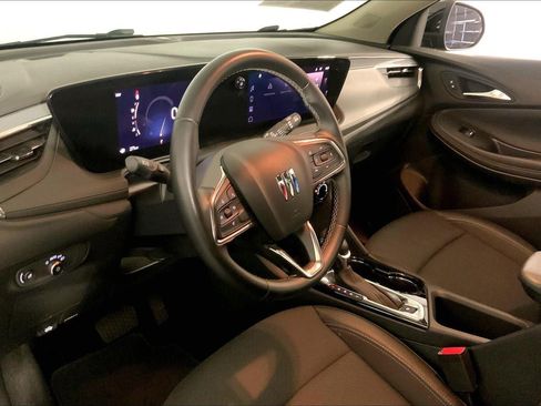 Used 2025 Buick Encore GX Preferred AWD/4WD image 15