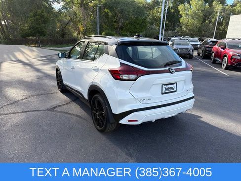Used 2023 Nissan Kicks SR w/ SR Premium Package FWD image 6