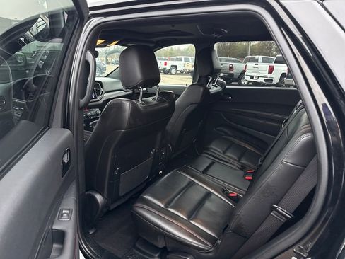 Used 2024 Dodge Durango GT image 59