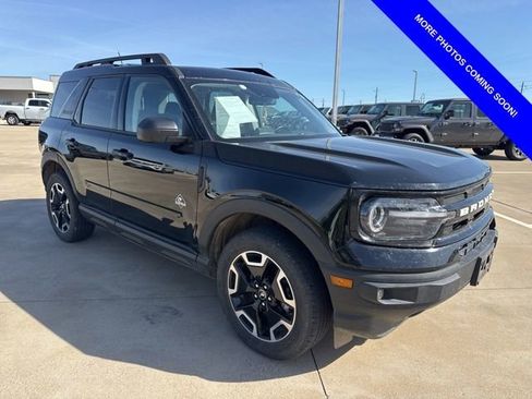 Used 2023 Ford Bronco Sport Outer Banks image 1