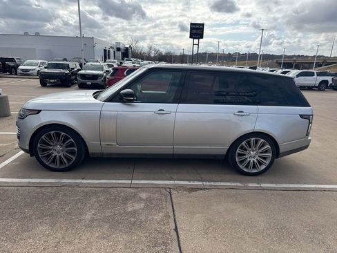 Used 2018 Land Rover Range Rover Long Wheelbase Autobiography image 2