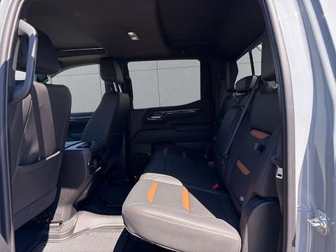 Used 2025 GMC Sierra 1500 AT4 w/ AT4 Preferred Package AWD/4WD image 25