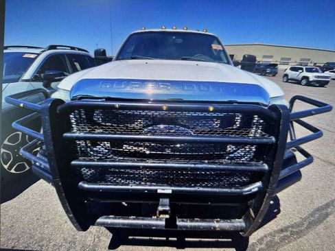 Used 2012 Ford F250 XLT w/ XLT Premium Pkg image 4