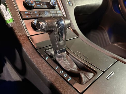 Used 2011 Ford Taurus Limited w/ 301A Rapid Spec Order Code image 15