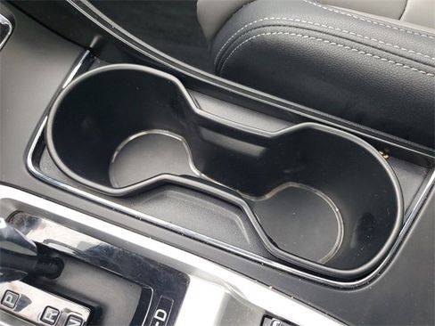 Used 2022 Subaru Ascent Onyx Edition image 30