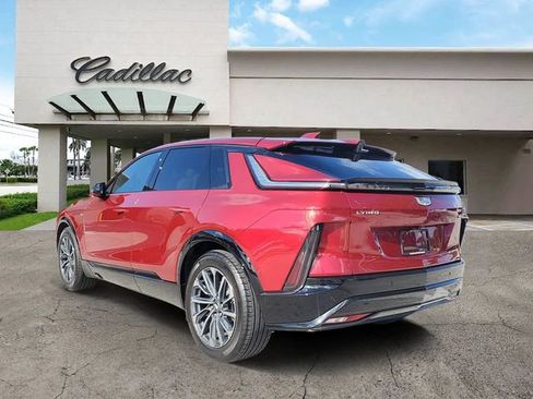 New 2025 Cadillac Lyriq Sport RWD image 3
