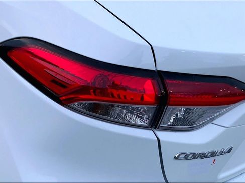 Used 2024 Toyota Corolla LE FWD image 25