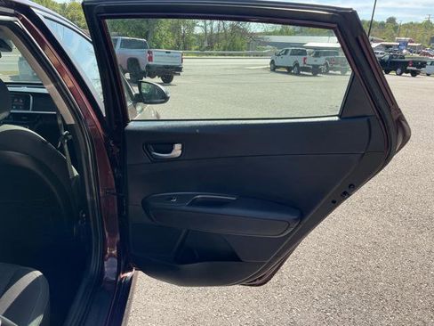 Used 2019 Kia Optima LX FWD image 26