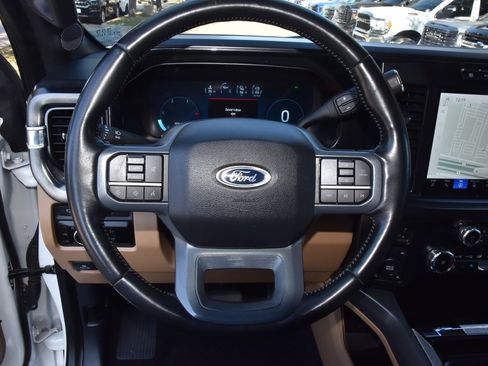 Used 2024 Ford F250 Lariat w/ Chrome Package image 22