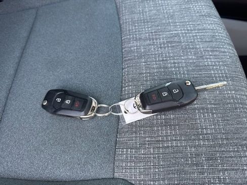 Used 2024 Ford F250 XLT w/ FX4 Off-Road Package image 5