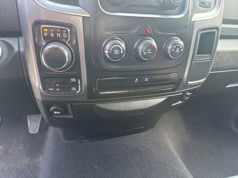 Used 2024 RAM 1500 Classic SLT AWD/4WD image 25