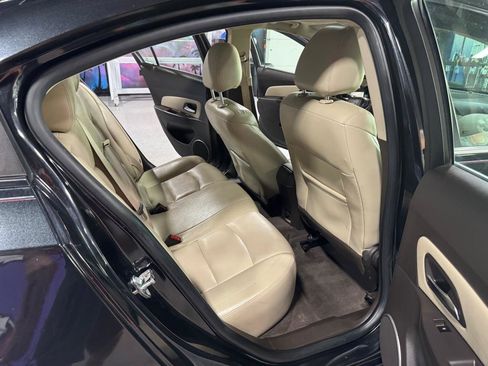 Used 2016 Chevrolet Cruze LTZ w/ Sun, Sound and Sport Package FWD image 15