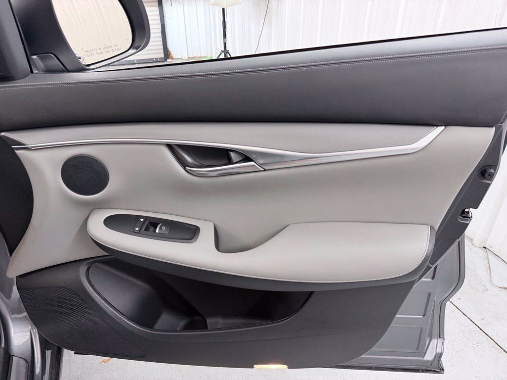 Certified 2023 INFINITI QX50 Luxe FWD image 42